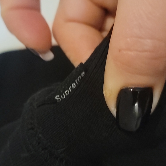 Supreme hoodie - Picture 3 of 5